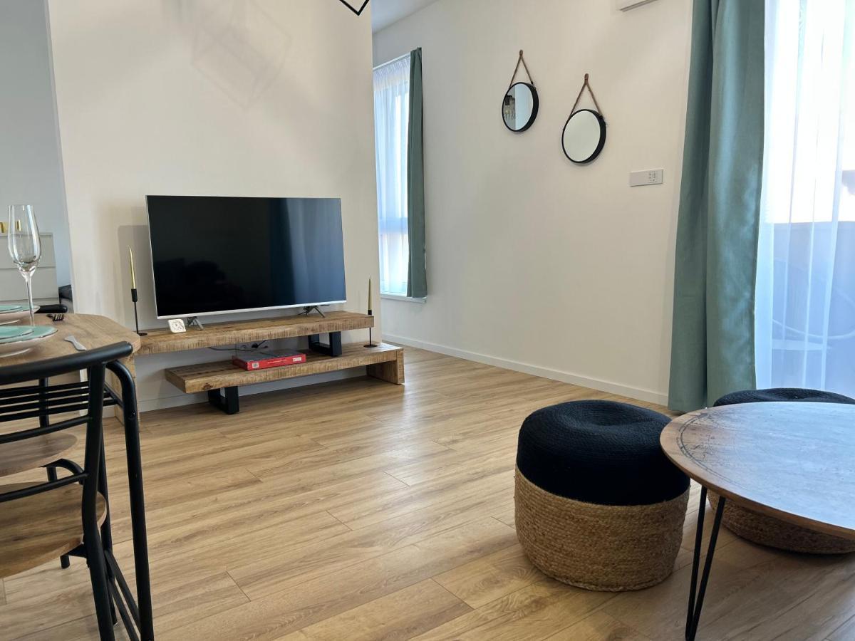 Cozy 1-Bedroom Condo Miloslavov المظهر الخارجي الصورة